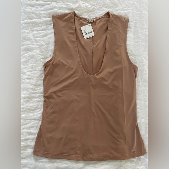 NWT! Free People S & M neutral Second Skin Cami tank. Deep neck. Thin 1/2 liner - Picture 2 of 14